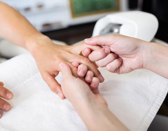 Sanatsal Nail Art Tasarımları