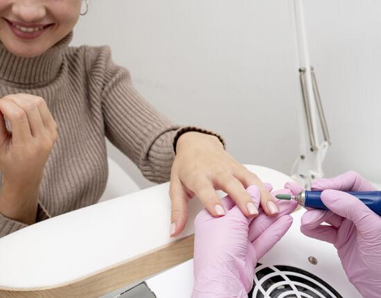 Kalıcı Oje ve Güçlendirme